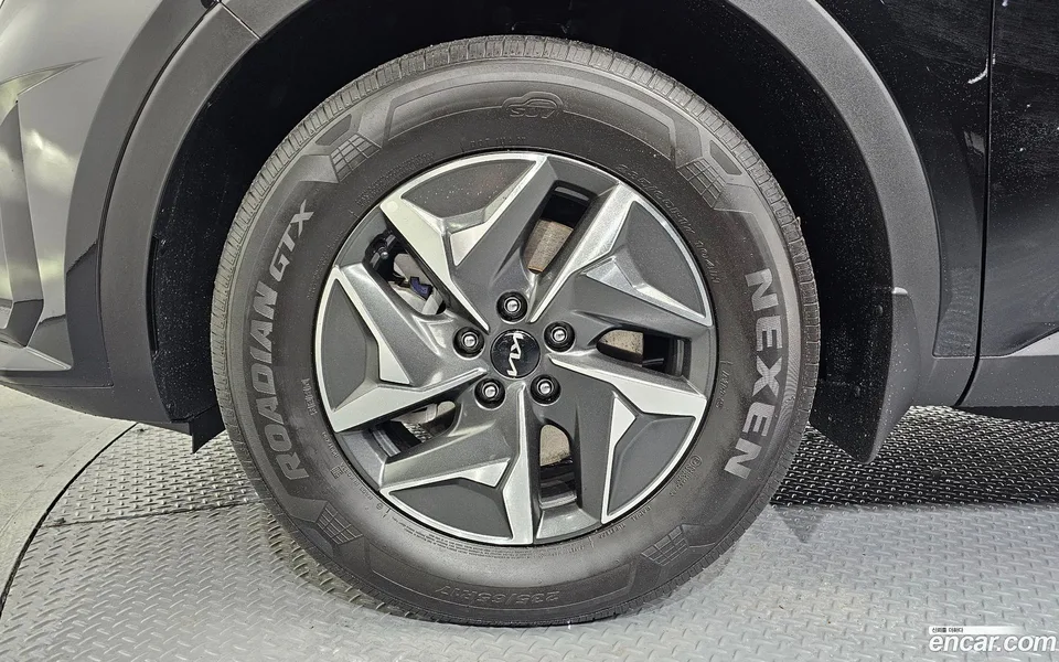 Kia Sorento HEV 1.6 2WD 2023 — миниатюра 5
