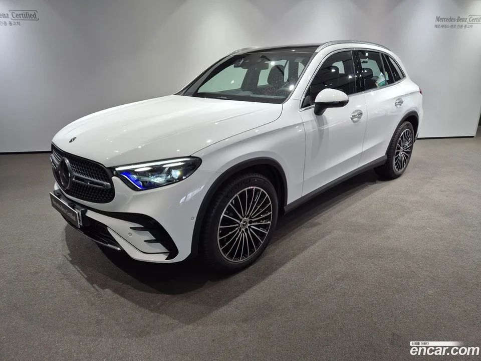 Mercedes-Benz GLC-Class GLC300 4MATIC AMG Line 2025 — фото 1, купить с доставкой в Москву
