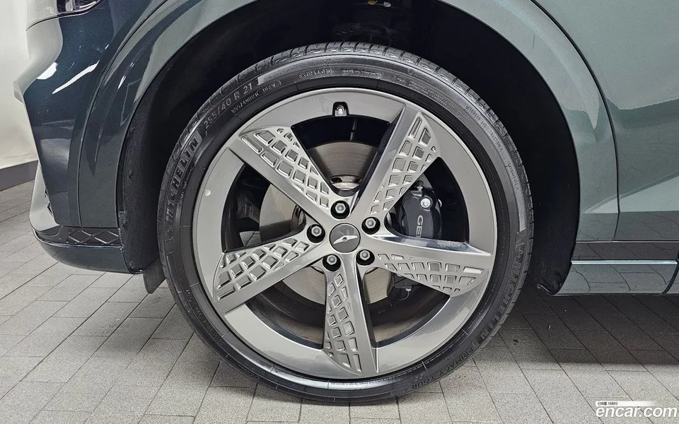 Genesis GV70 2.5T AWD 2022 — миниатюра 2