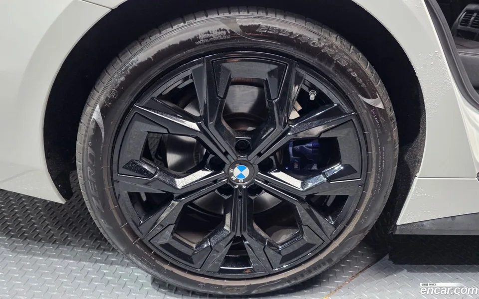 BMW 4 Series 420i M 2024 — миниатюра 2