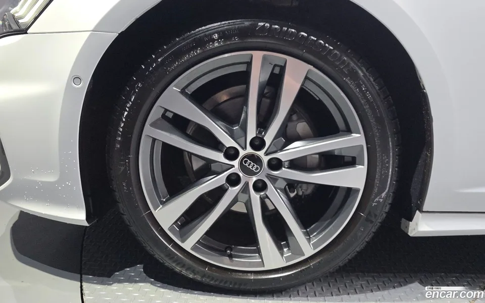 Audi A6 40 TDI 2023 — миниатюра 2