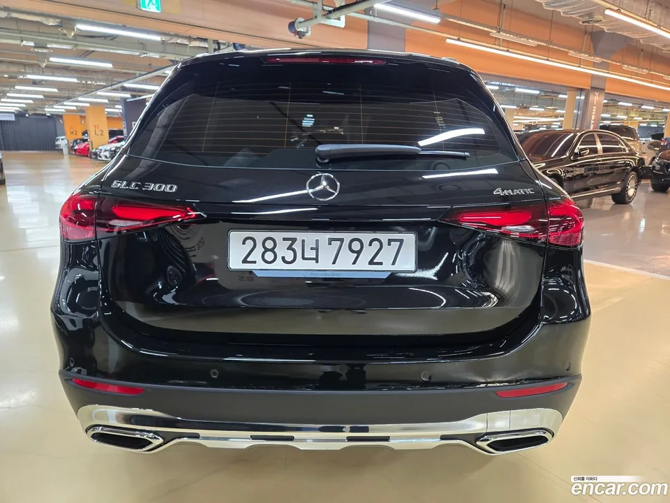 Mercedes-Benz GLC-Class GLC300 4MATIC 2025 — миниатюра 4