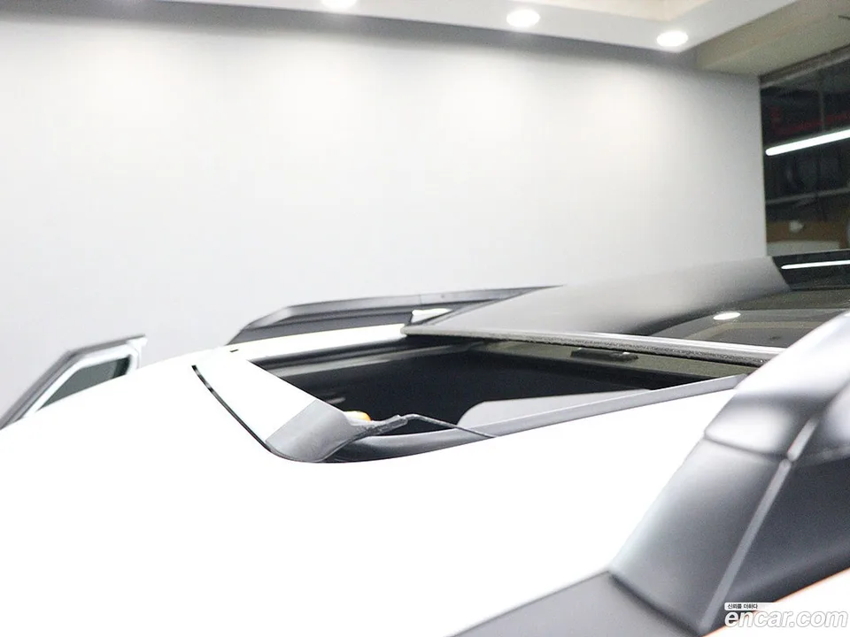 Hyundai SantaFe HEV 1.6 4WD 2023 — миниатюра 2
