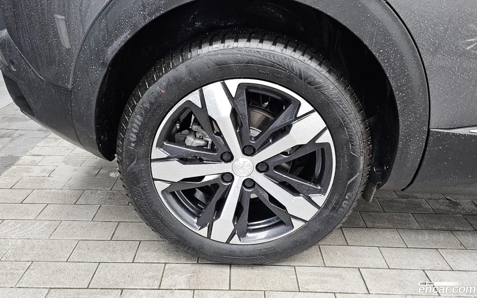 Peugeot 3008 1.2 Pure Tech GT 2022 — миниатюра 2