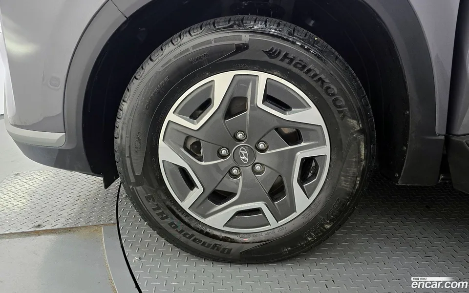 Hyundai SantaFe HEV 1.6 2WD 2023 — миниатюра 2