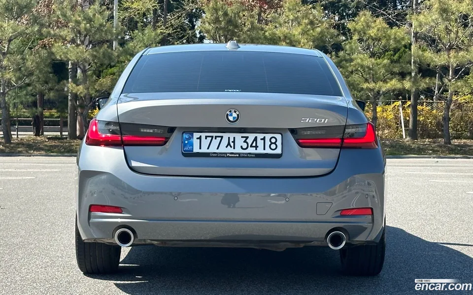 BMW 3 Series 320i 2025 — миниатюра 4