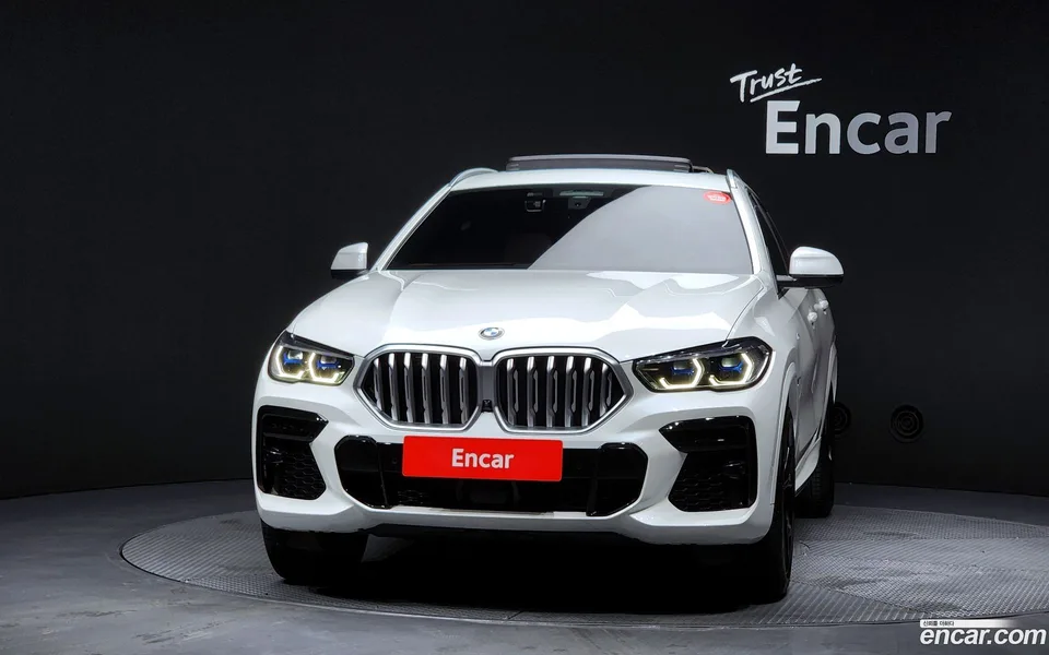 BMW X6 xDrive40i M 2022 — миниатюра 3