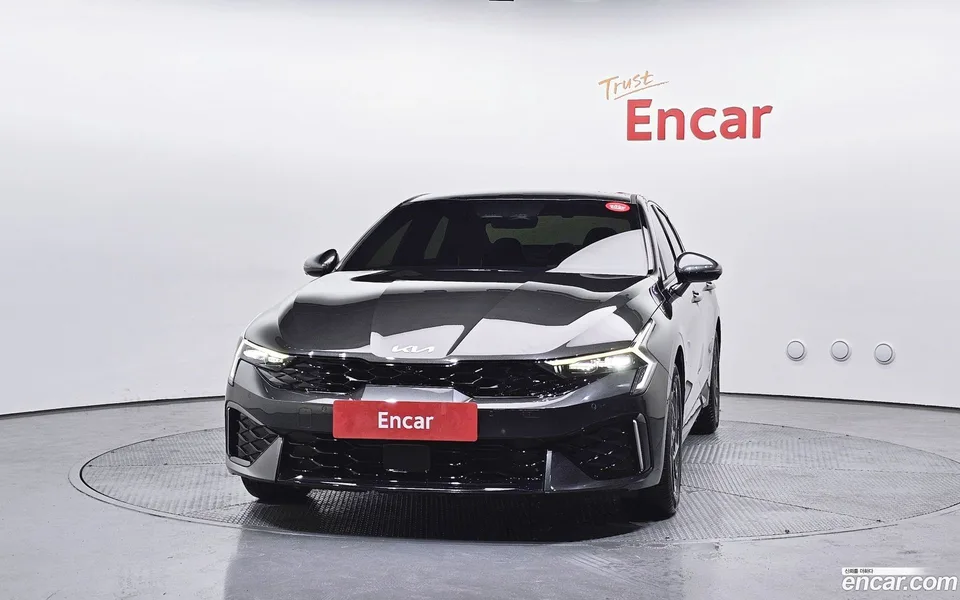 Kia K5 Hybrid 2025 — миниатюра 3