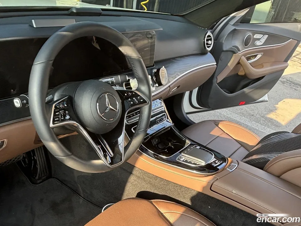 Mercedes-Benz E-Class E250 2023 — миниатюра 2