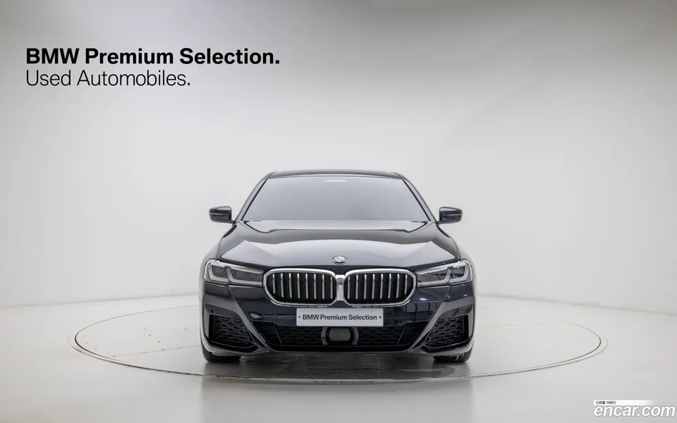 BMW 5 Series 520i M 2022 — миниатюра 3