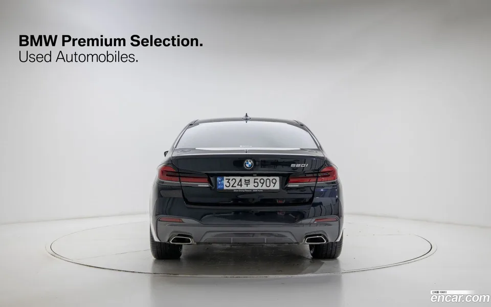 BMW 5 Series 520i M 2022 — миниатюра 4