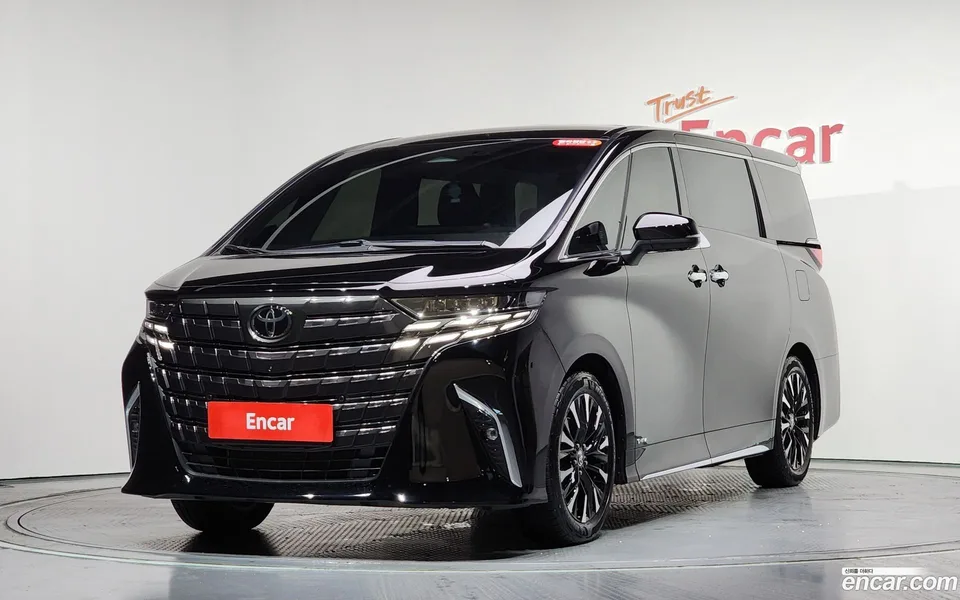 Toyota Alphard 2.5 HEV AWD 2025 — фото 1, купить с доставкой в Москву
