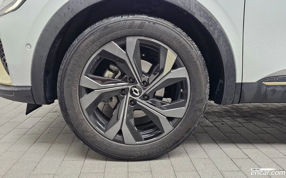 Renault Samsung XM3 (Arkana) 1.6 E-TECH 2023 — миниатюра 5