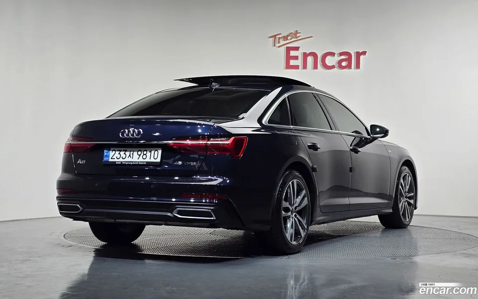 Audi A6 45 TFSI 2022 — фото 1, купить с доставкой в Москву