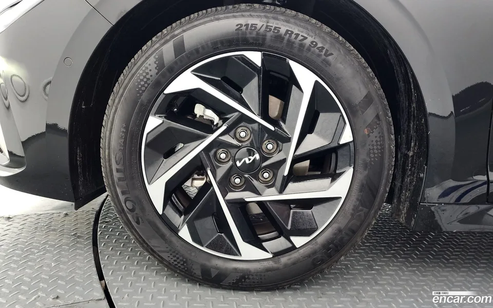 Kia K5 Hybrid 2025 — миниатюра 2