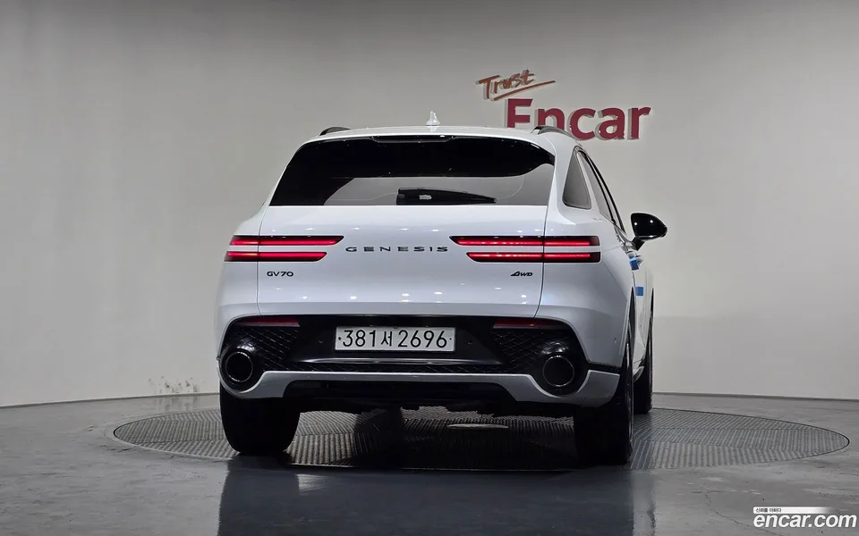 Genesis GV70 2.5T AWD 2022 — миниатюра 4