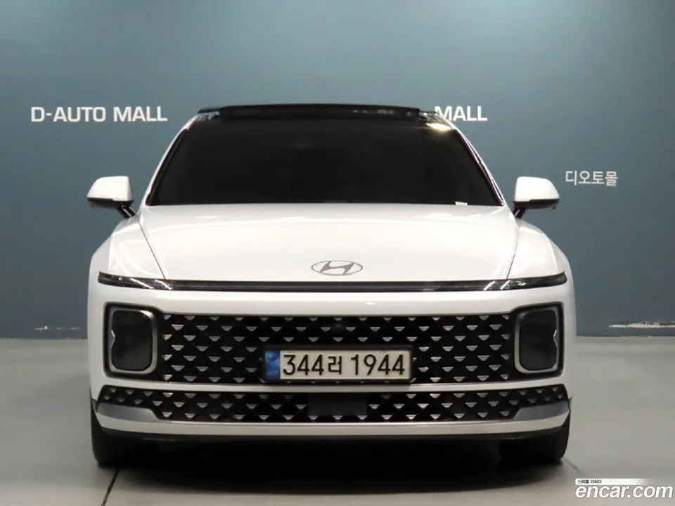 Hyundai Grandeur Hybrid 2023 — миниатюра 3