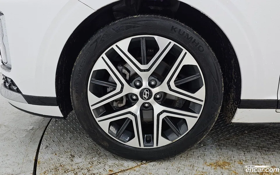 Hyundai Grandeur 2.5 2WD 2023 — миниатюра 2