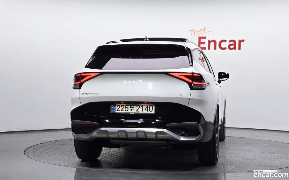 Kia Sportage Hybrid 2WD 2022 — миниатюра 4