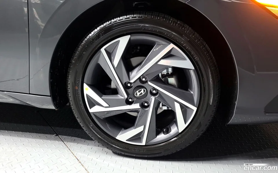 Hyundai Avante CN7 1.6 2025 — миниатюра 5