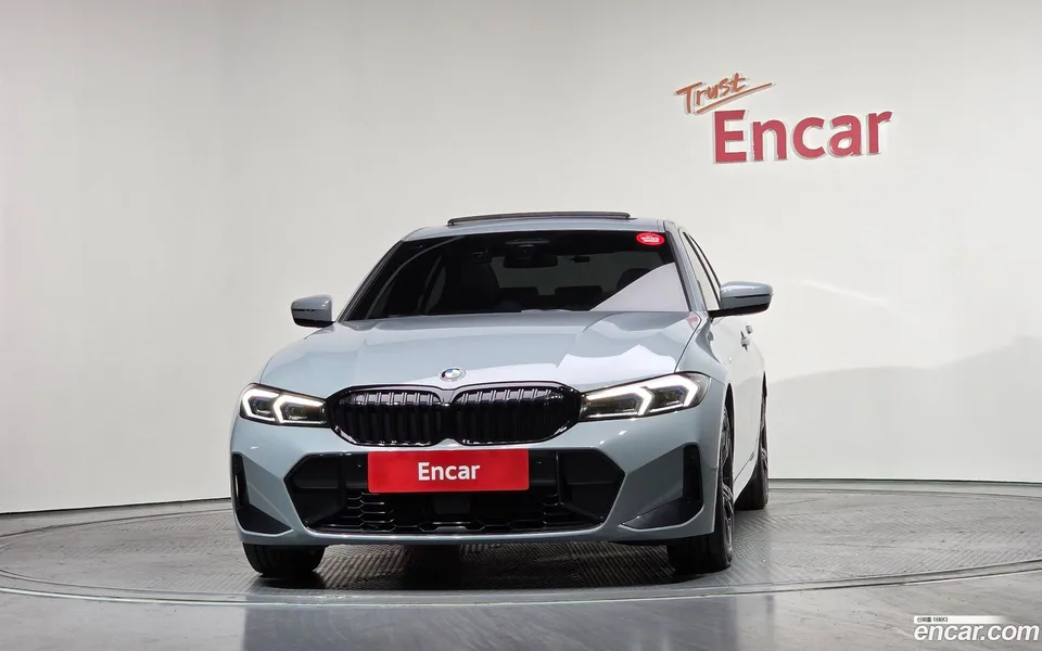 BMW 3 Series 320i M 2025 — миниатюра 3
