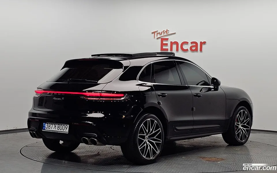 Porsche Macan 2.9 S 2022 — миниатюра 2
