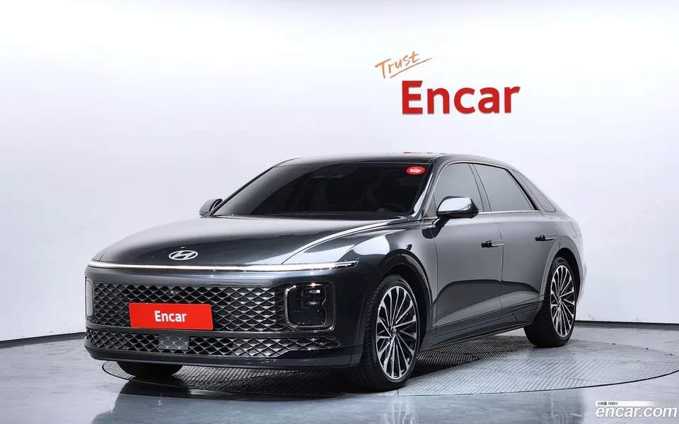 Hyundai Grandeur 2.5 2WD 2025 — фото 1, купить с доставкой в Москву