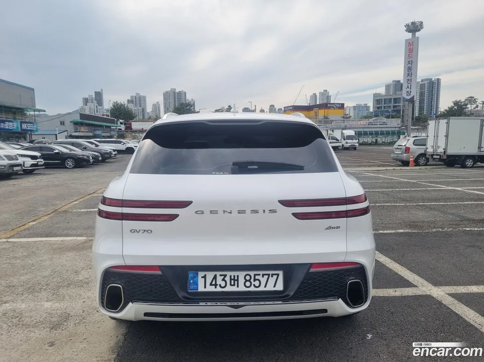 Genesis GV70 2.5T AWD 2024 — миниатюра 4