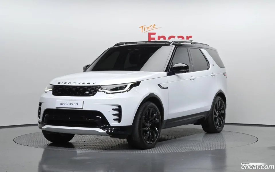 Land Rover Discovery P360 R- SE 2022 — фото 1, купить с доставкой в Москву