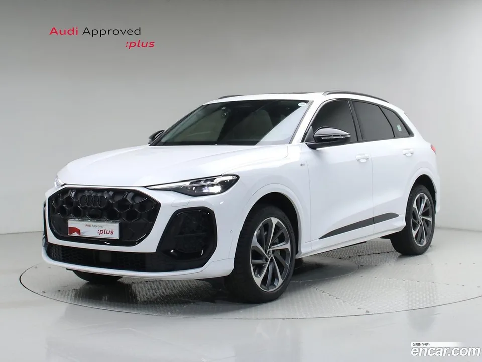 Audi Q5 (80A) 40 TDI S Line 2025 — фото 1, купить с доставкой в Москву