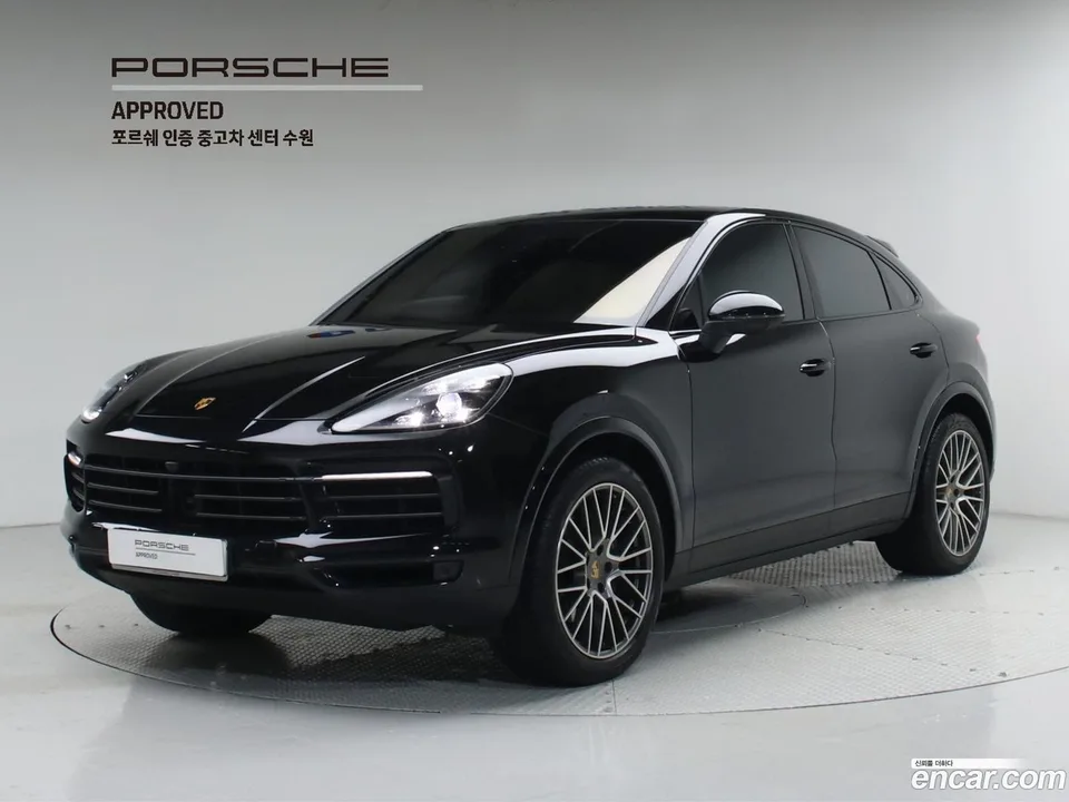 Porsche Cayenne 3.0 2023 — фото 1, купить с доставкой в Москву