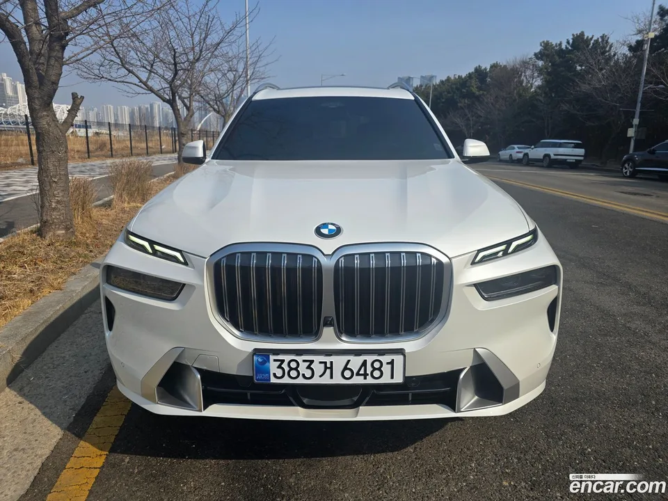 BMW X7 xDrive 40d 6 2023 — миниатюра 3