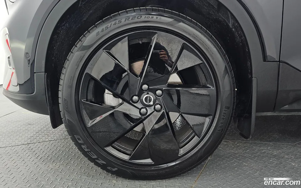 Volvo XC40 B4 2025 — миниатюра 2