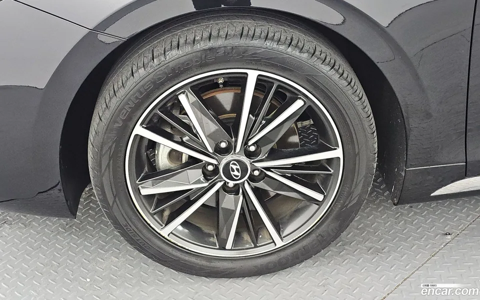 Hyundai Grandeur IG 2.5 2022 — миниатюра 2