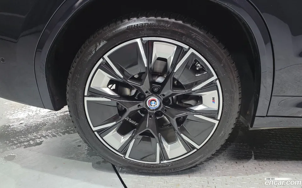 BMW iX3 M 2022 — миниатюра 5