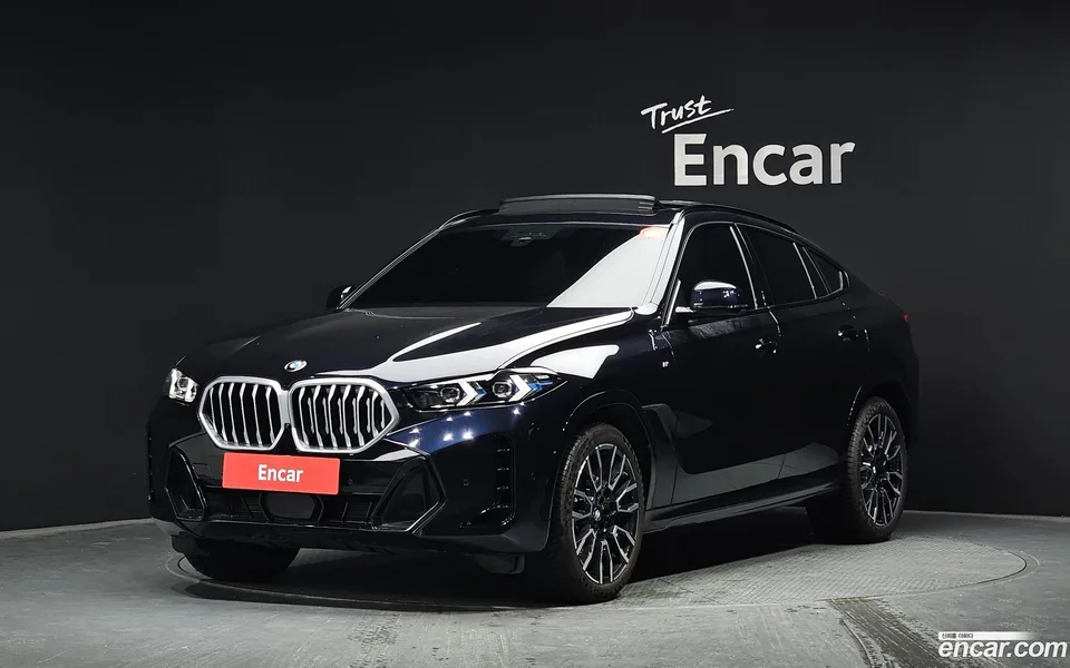 BMW X6 xDrive40i M 2025 — фото 1, купить с доставкой в Москву