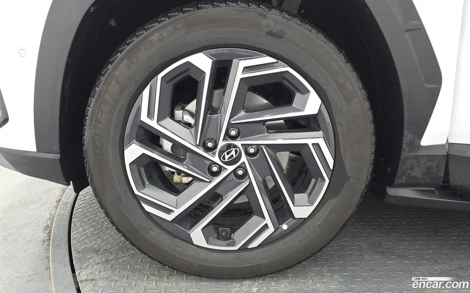 Hyundai Tucson Hybrid NX4 HEV 1.6 2WD 2025 — миниатюра 2