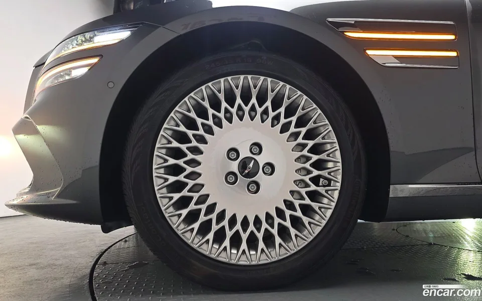 Genesis G80 2.5 AWD 2024 — миниатюра 2