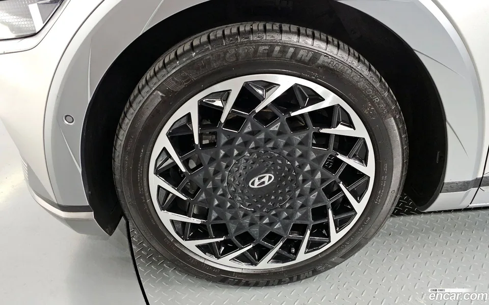 Hyundai Ioniq 5 2022 — миниатюра 2