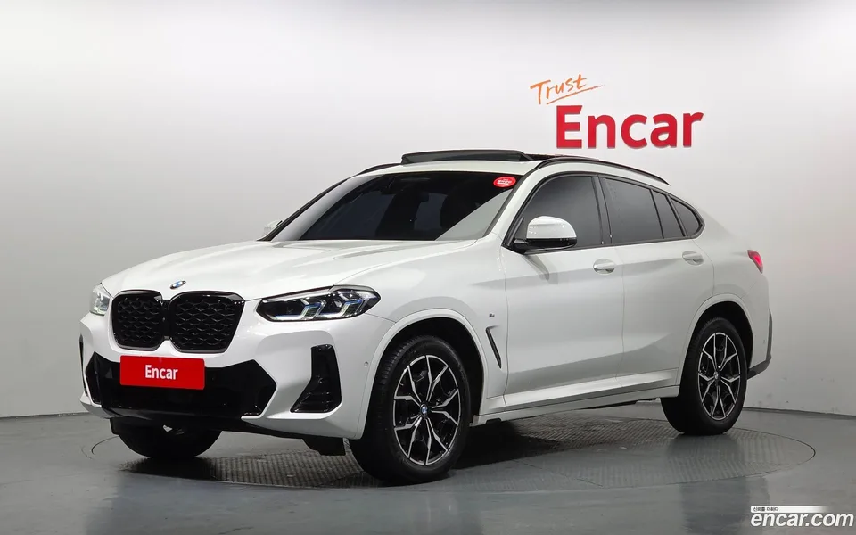 BMW X4 xDrive20i M 2024 — фото 1, купить с доставкой в Москву