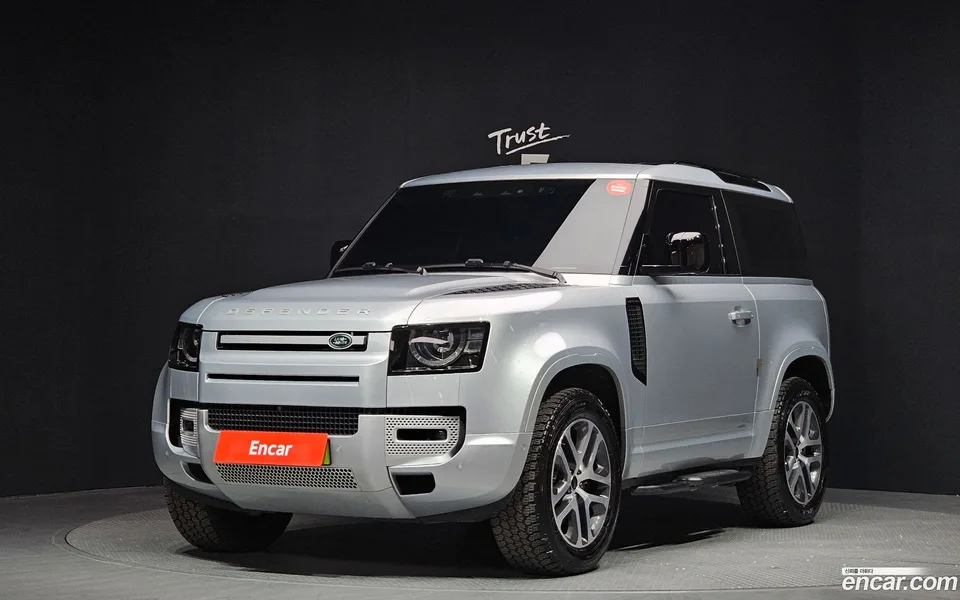 Land Rover Defender 90 D250 XS 2024 — фото 1, купить с доставкой в Москву