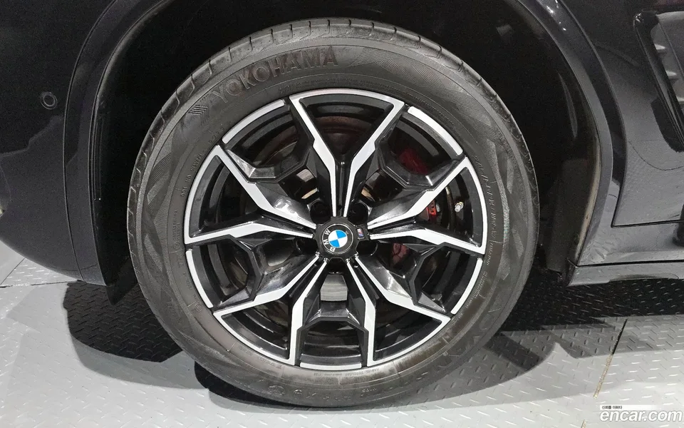 BMW X4 xDrive20i M 2024 — миниатюра 5