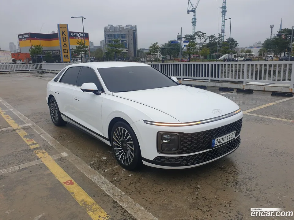 Hyundai Grandeur 2.5 2WD 2023 — миниатюра 3