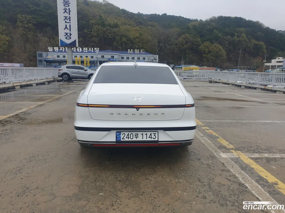 Hyundai Grandeur 2.5 2WD 2023 — миниатюра 5