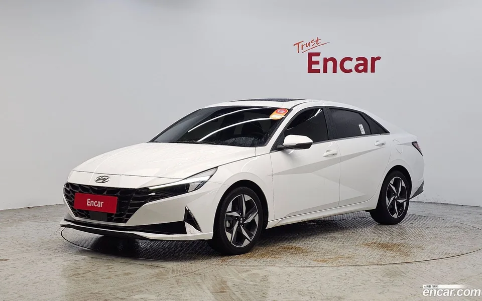 Hyundai Avante Hybrid 2023 — фото 1, купить с доставкой в Москву