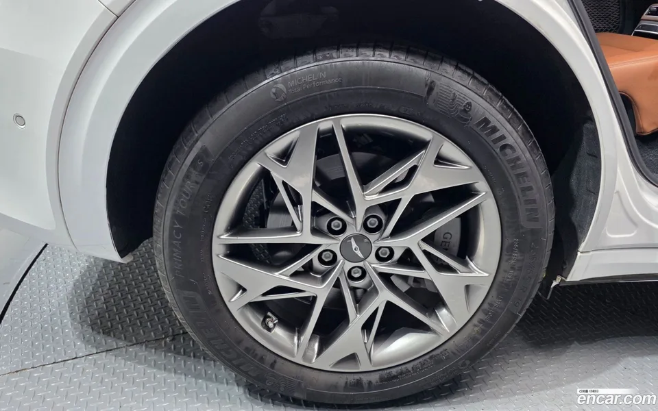 Genesis GV70 2.5T AWD 2022 — миниатюра 2