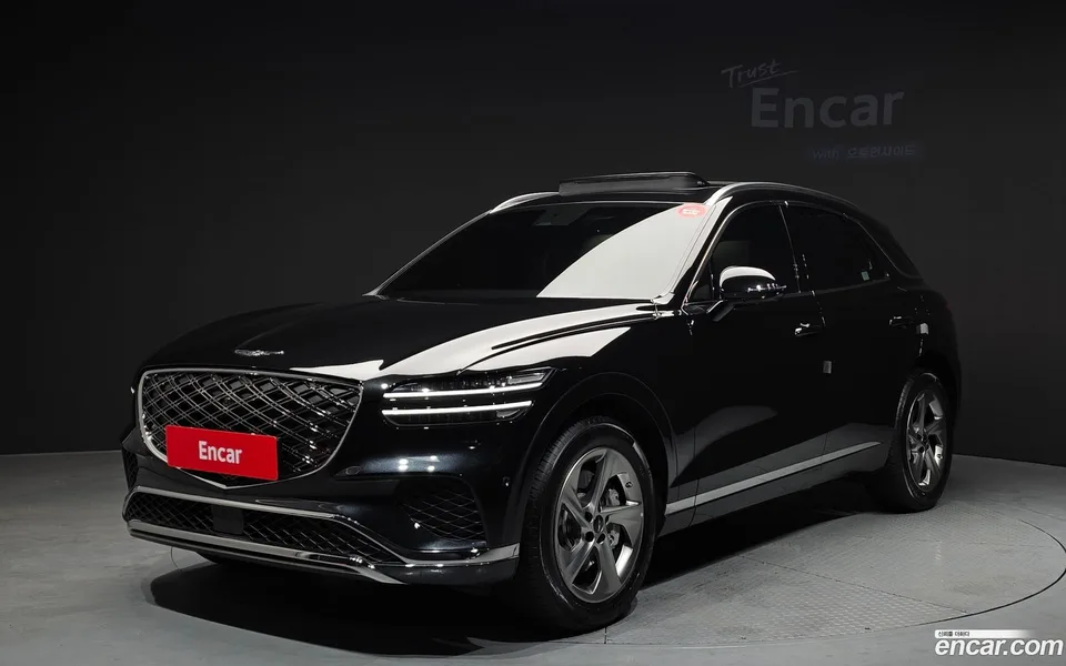 Genesis GV70 2.5T AWD 2024 — фото 1, купить с доставкой в Москву
