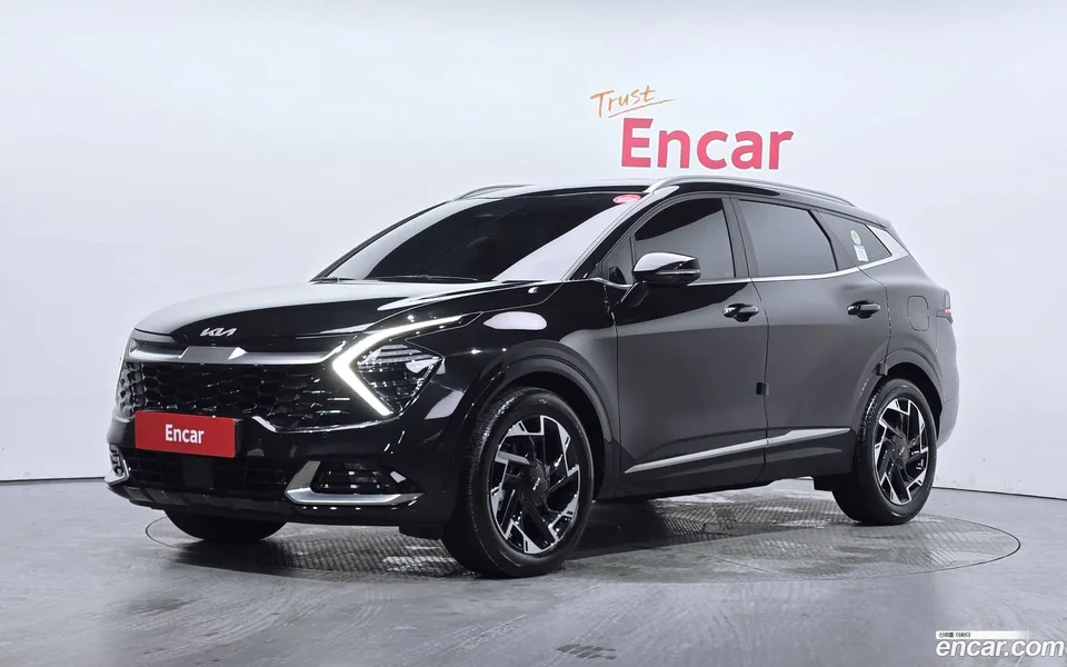 Kia Sportage 2.0 2WD 2022 — фото 1, купить с доставкой в Москву