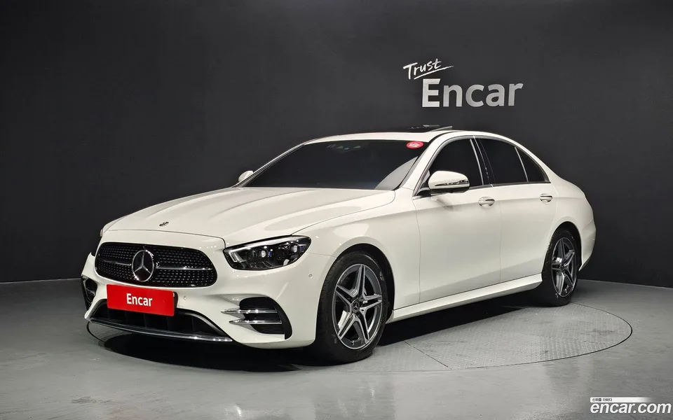 Mercedes-Benz E-Class E250 AMG Line 2023 — фото 1, купить с доставкой в Москву