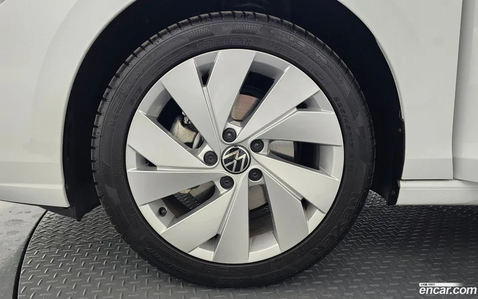 Volkswagen Golf 2.0 TDI 2025 — миниатюра 2